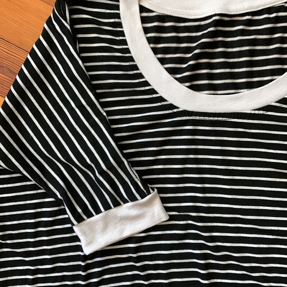 Striped crop top - Picture 2 of 5